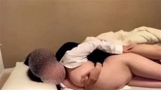 添い寝から巨乳なお姉さんに挿入❤️騎乗位からそのまま中出し❤️